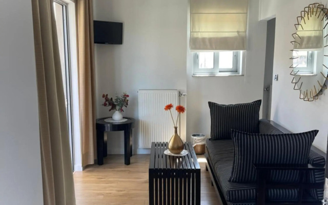 Areos Hotel