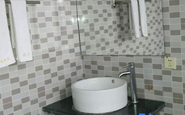 Yongzhou Hongfeng Express Business Hotel