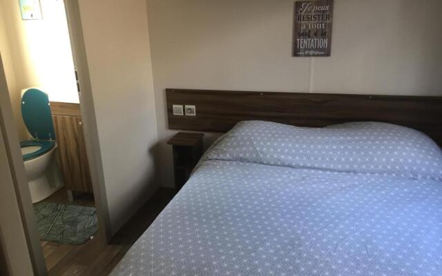 Mobil-Home 4-8 personnes Saint-Julien-En-Born