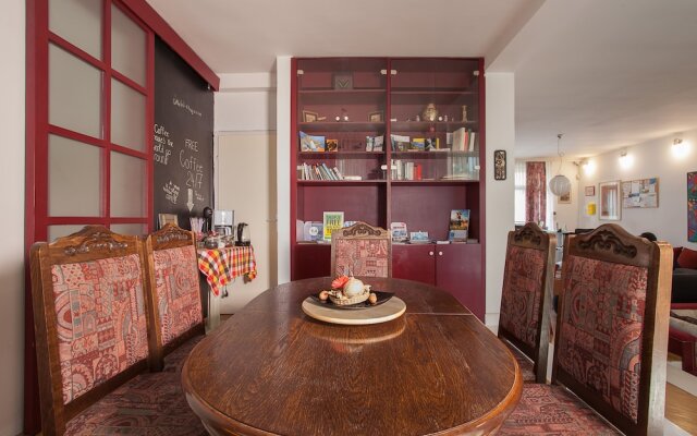 Urban Hostel & Apartments