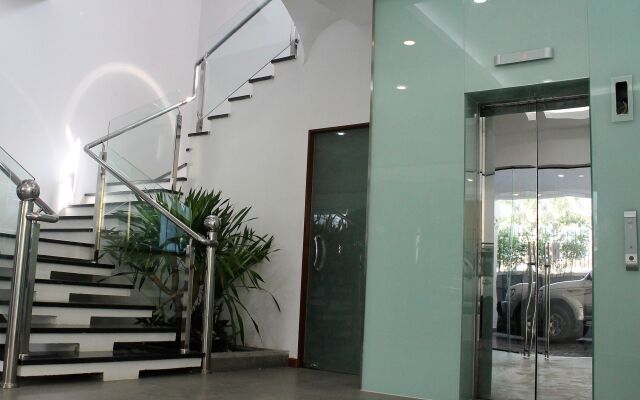 Malis the Residence & Hotel