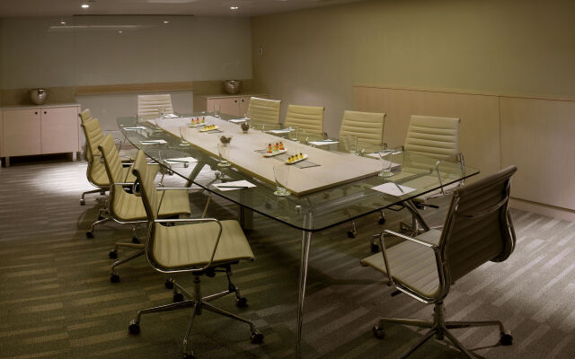 Pullman Chennai Anna Salai - Premium Brand By Accor