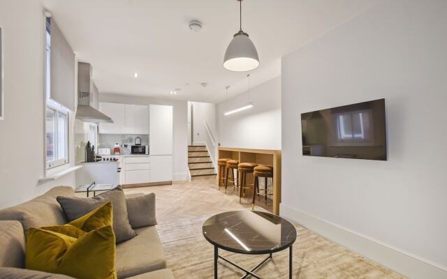 VICTORIA HOUSE by Aeria Apartments