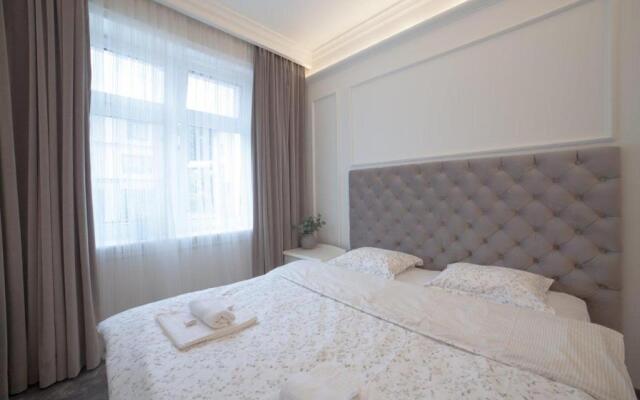 Boleslav Home De Luxe