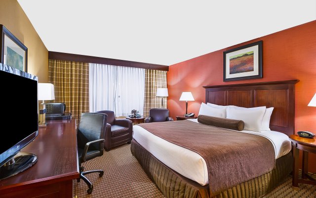 Ramada by Wyndham Cleveland Independence