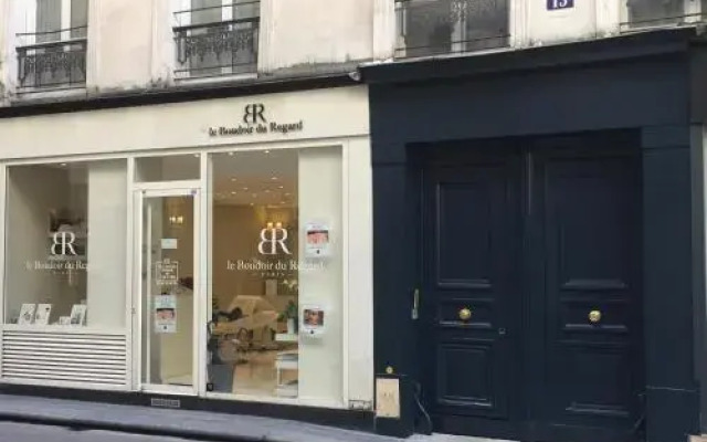 Quiet Apartment in the Center of Paris