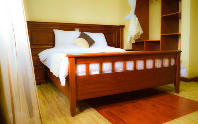 Red Ruby Hotel