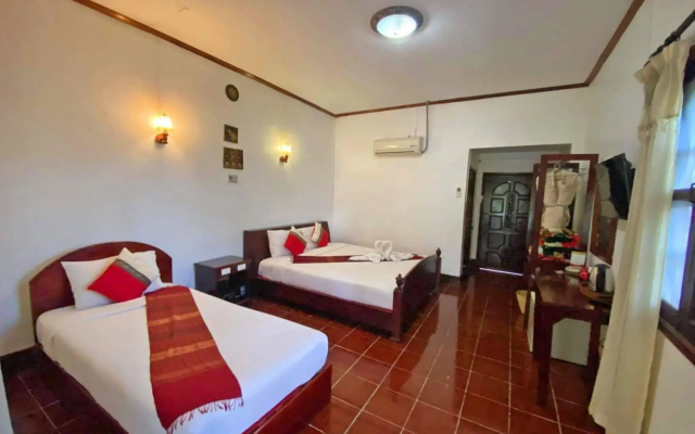 Vangsavath Hotel