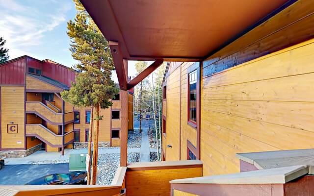 800 Columbine Road Condo Unit B9