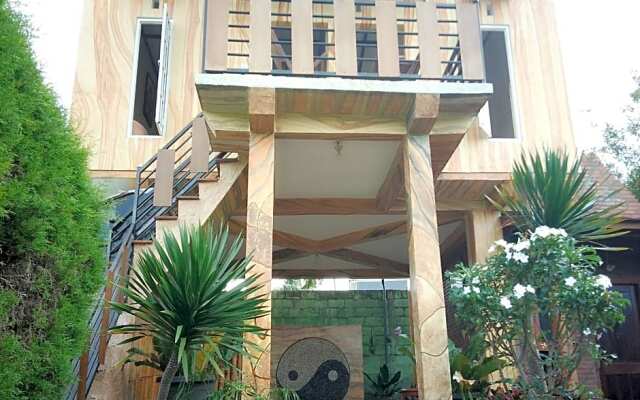 Bliss family cottage Batu