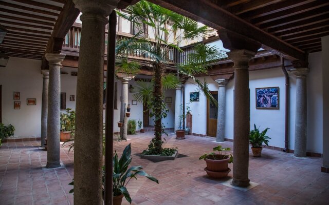 La casa de los Infantes by Toledo AP