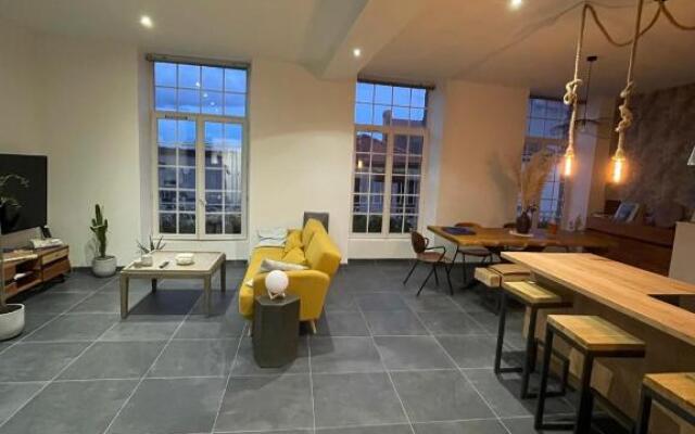 Appart 110m2 terrasse climatisé quartier médiéval