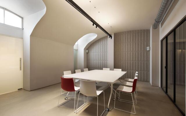 Opera 35 Boutique Hotel