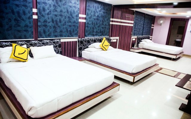 Vista Rooms At M.P Nagar