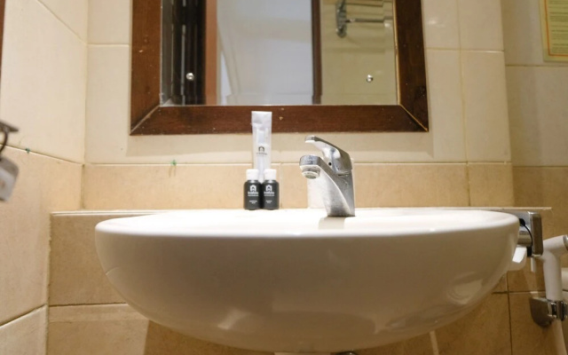 Modern Studio At Apartment Grand Setiabudi