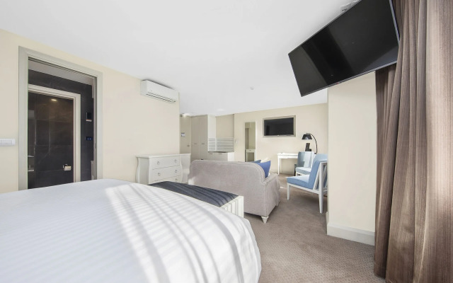 Canberra Rex Hotel and Serviced Apartments