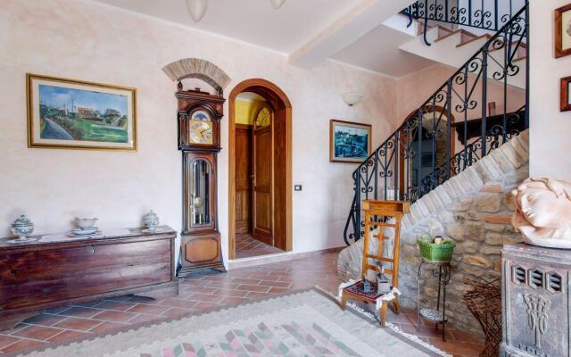 Serene Holiday Home in Urbino with Private Pool