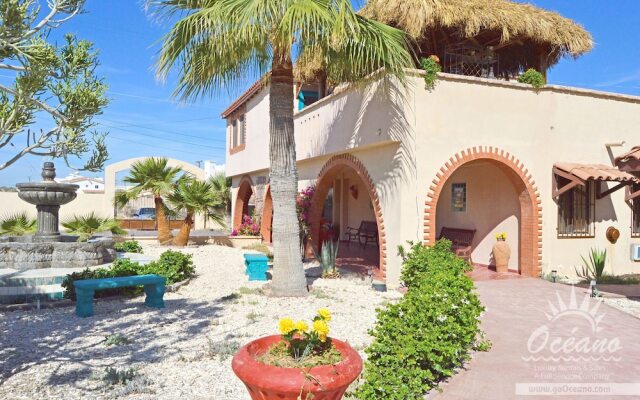 Hacienda del Mar Courtyard 2 by RedAwning