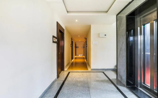 Fabhotel Rr Grand