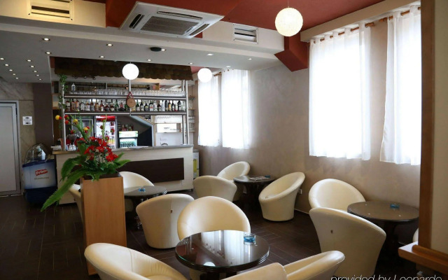 Hotel Novella Uno