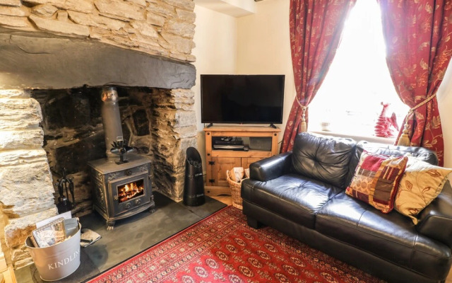 Glan-yr-afon Cottage