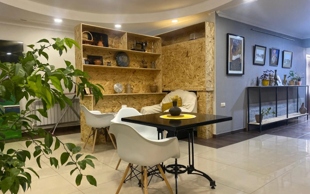 Gallery Guesthouse Aygestan