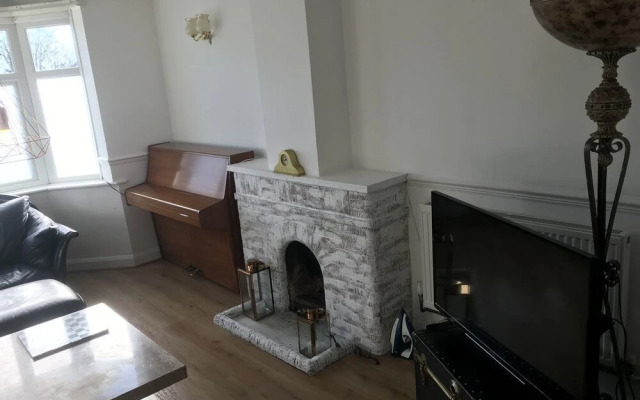 George House Vacation Stay