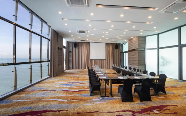 Hompton by the Beach Penang