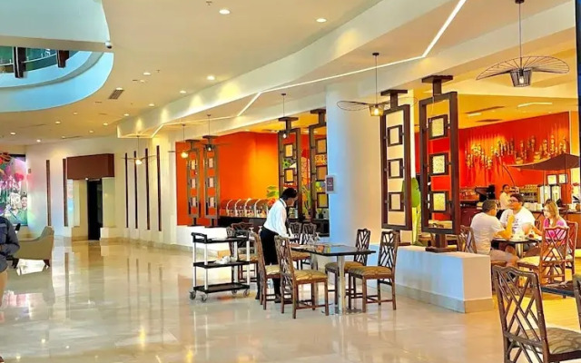 Sand Diamond Hotel