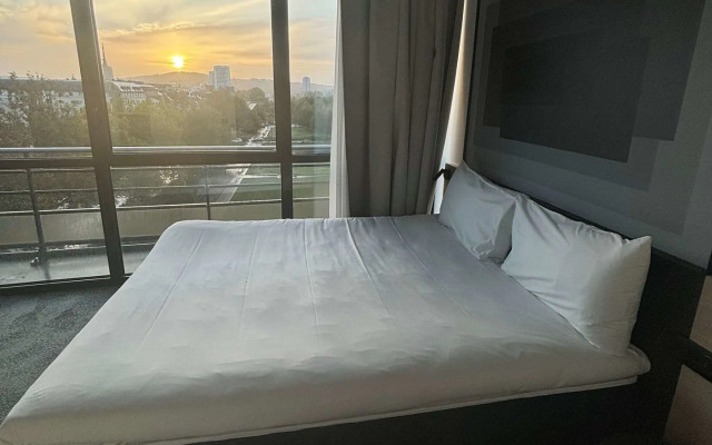 Ibis Rouen Centre Rive Droite Pasteur