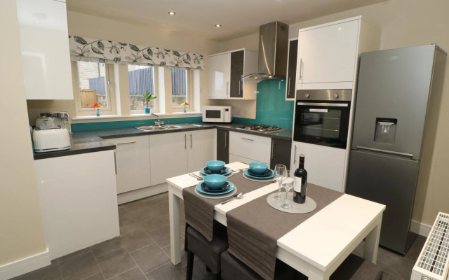 Modern Town House Shepley