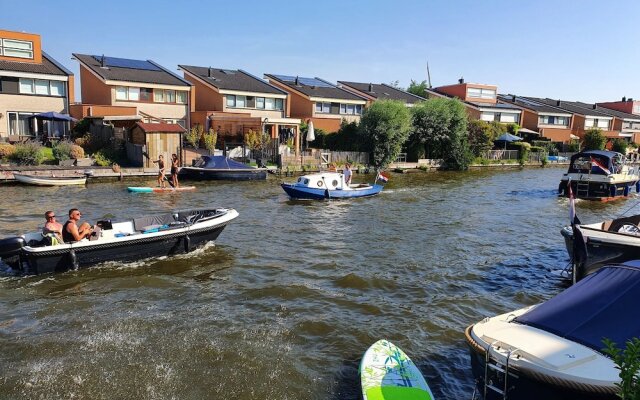 Spacious Holiday Home in Alkmaar With Garden