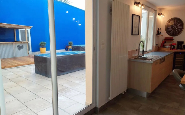 Holiday Home in Brignogan-plages