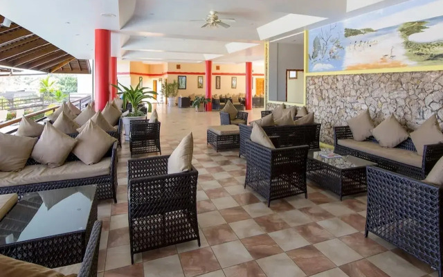 Grafton Beach Resort