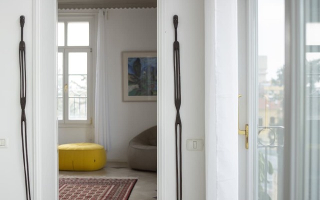 Old Jaffa Artistic Retreat by Sea N Rent