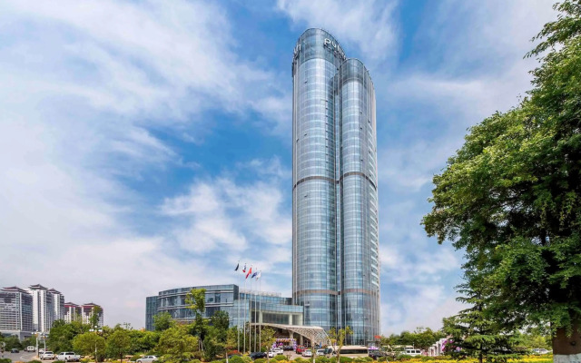 Pullman Linyi Lushang