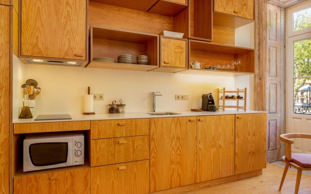 Tripas-Coração, Cordoaria River and Garden View