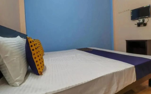 Av Inn by OYO Rooms
