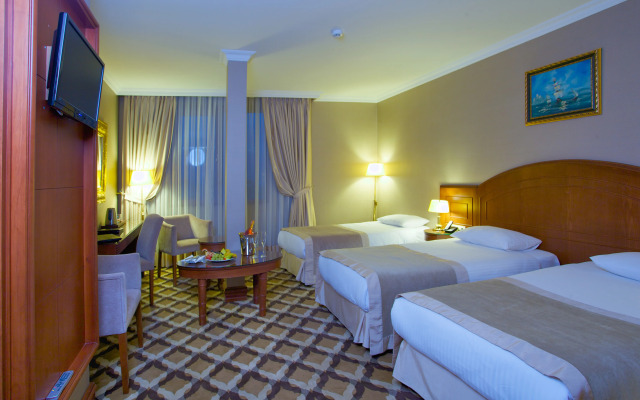 Tilia Hotel