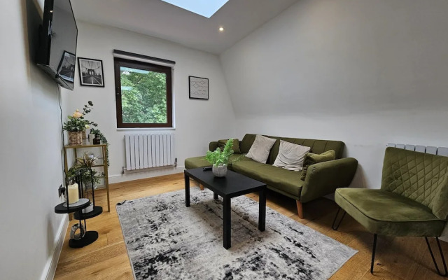 2 Bed Apartment in Southwark