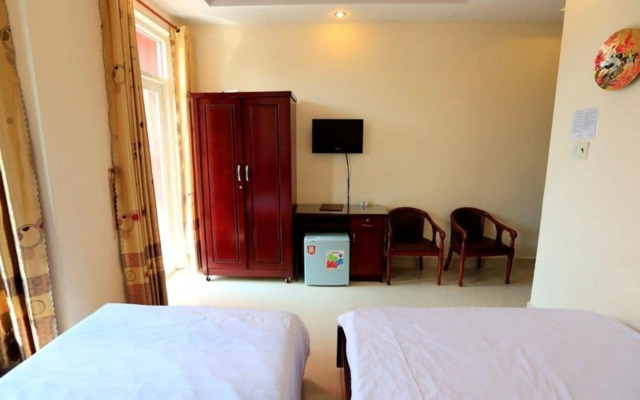 Tuan Viet Hotel