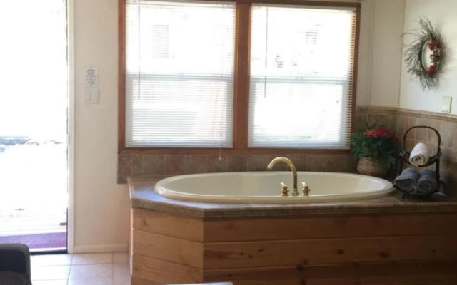 Timber Haven Lodge