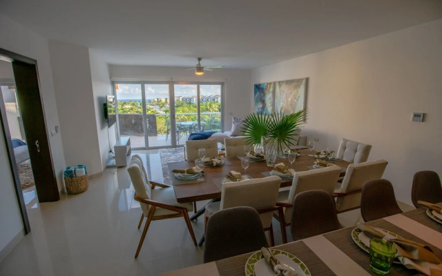 Casa Sky Penthouse Mareazul 2 Bedroom Condo by RedAwning