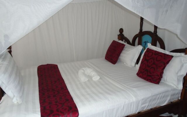 Pyramid Hotel Zanzibar