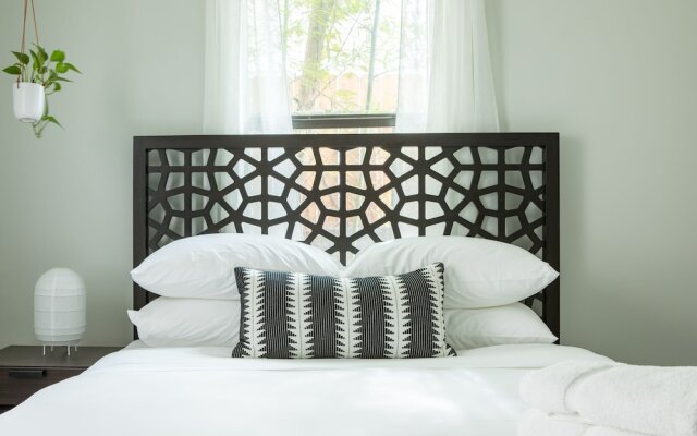 WanderJaunt - Sendero - 3BR - East MLK