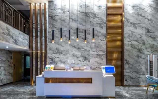 Diamond Holiday Apartment (Hainan University City People's Hospital Branch)