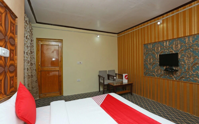 OYO 18391 Hotel Royalton