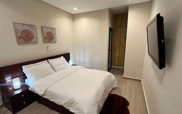 We Offer you a Lovely 1-bed Apartment in Abidjan