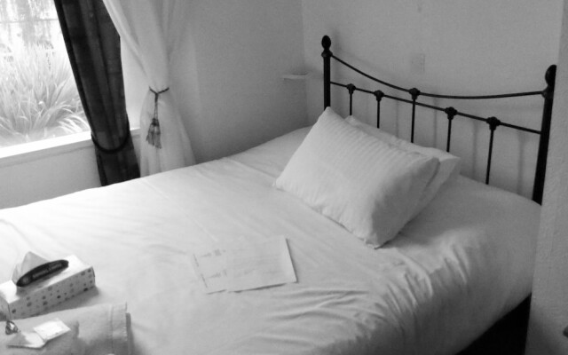 Brooklands Guest House