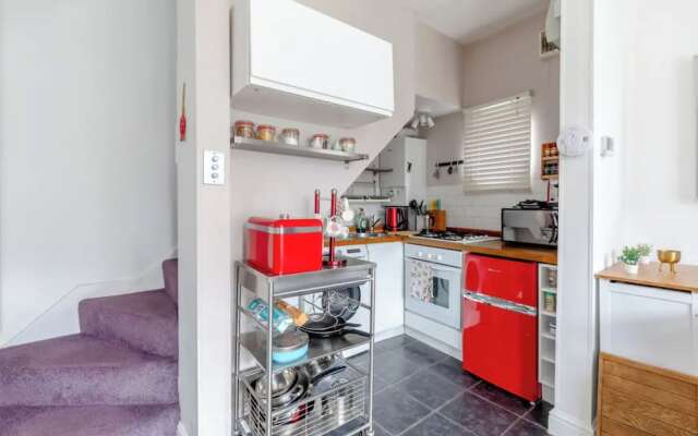 Tasteful & Homely 1BD Flat - Brixton